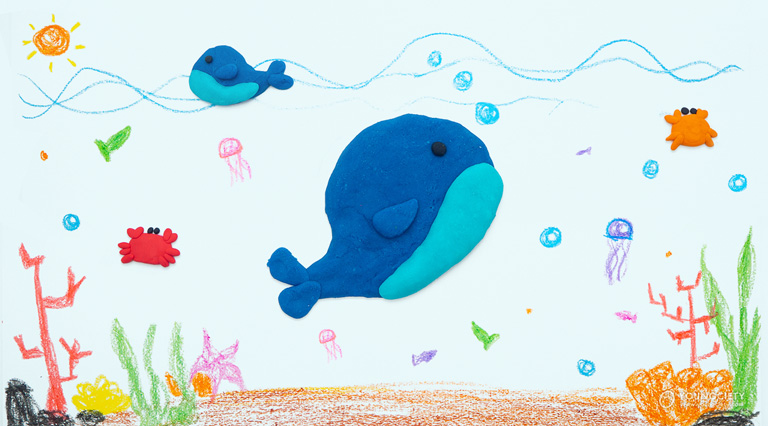 ภาพปั้นวาฬในท้องทะเล